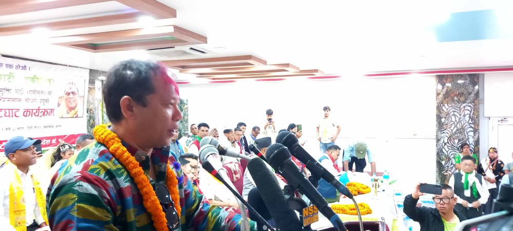 पहिचानको कुरा गर्दा झ्यालखाना पुर्याइयो : रेशमलाल चौधरी