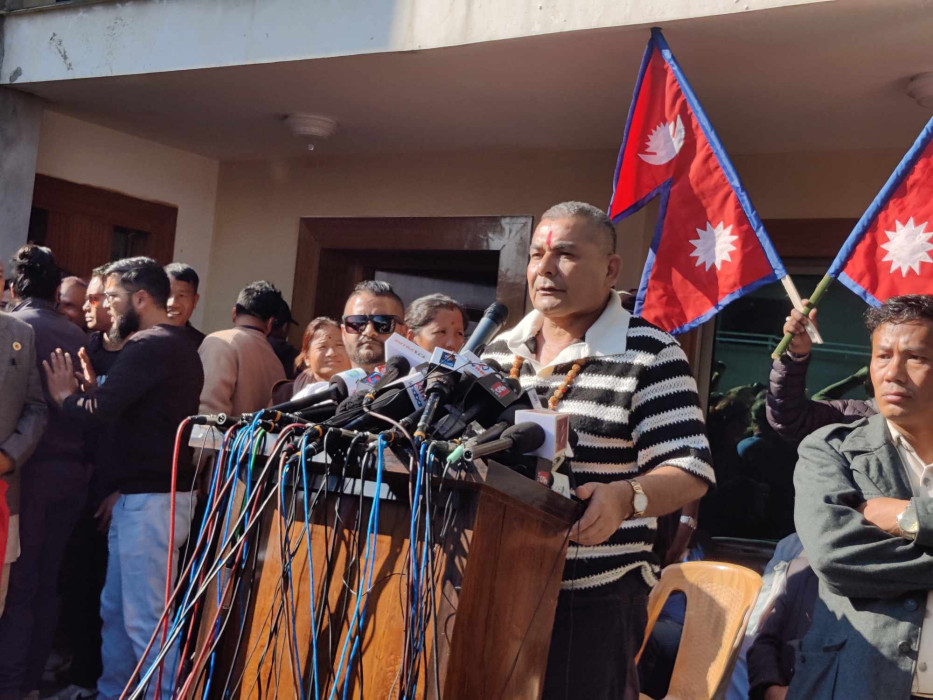 ओलीले झापा र बस्नेतले भक्तपुर प्रवेश गर्न प्रसाईसँग अनुमति लिनुपर्ने
