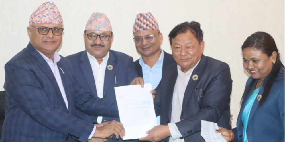 समर्थन कायमै राखेर कोशी सरकारबाट बाहिरियो माओवादी