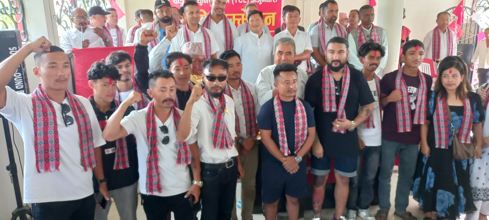 झापा माओवादीमा प्रवेश गर्नेको लर्को