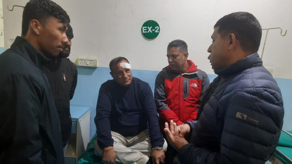 नेपाली कांग्रेसका नेता उद्धव थापामाथि आक्रमण