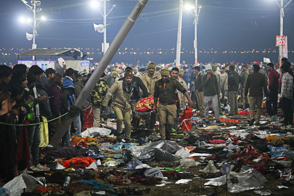 भारतको महाकुम्भमा भागदौड हुँदा १४ जनाको मृत्यु