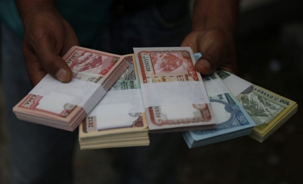 दशैंमा नयाँ नोट नपाइने, सुकिला नोट भदौ २९ देखि पाइने