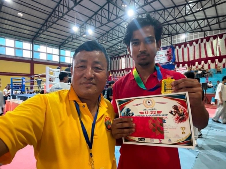 हेटौंडामा सम्पन्न बक्सिङ प्रतियोगितामा एक्स थ्रीका खेलाडी अञ्जन बने प्रथम