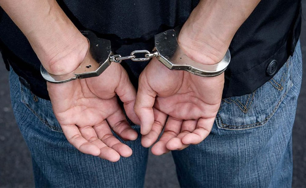 नेपालमा लागूऔषध सप्लाई गर्ने भारतीय कारोबारी २४ लाख नगदसहित पक्राउ