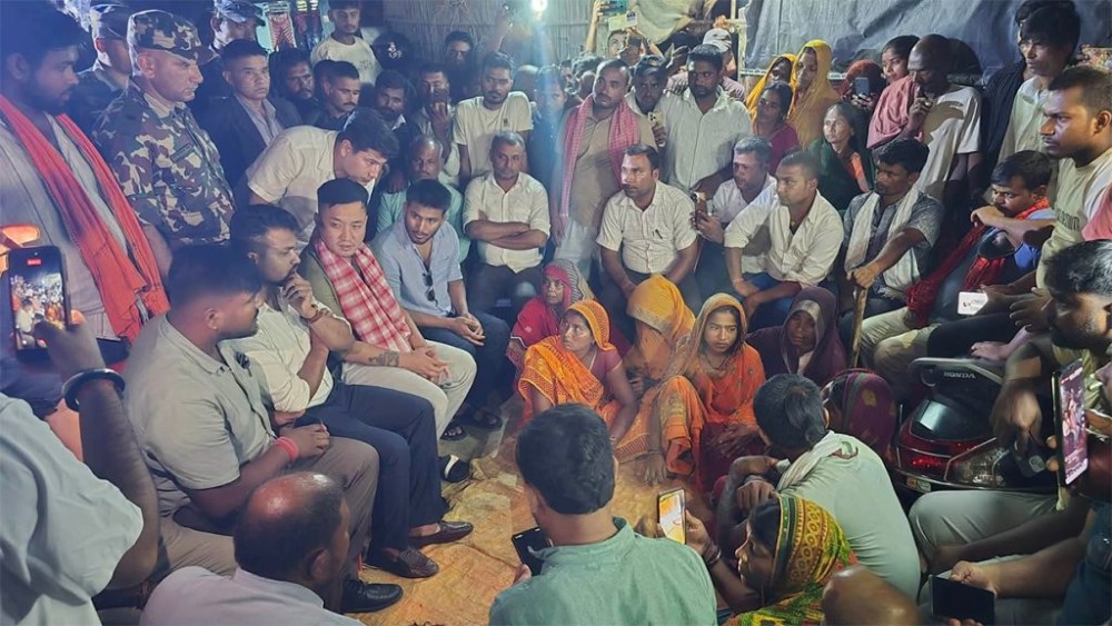 सिरहामा मृत्यु भएका गणेशको परिवार र गृहमन्त्रीबिच ७ बुँदे सहमति